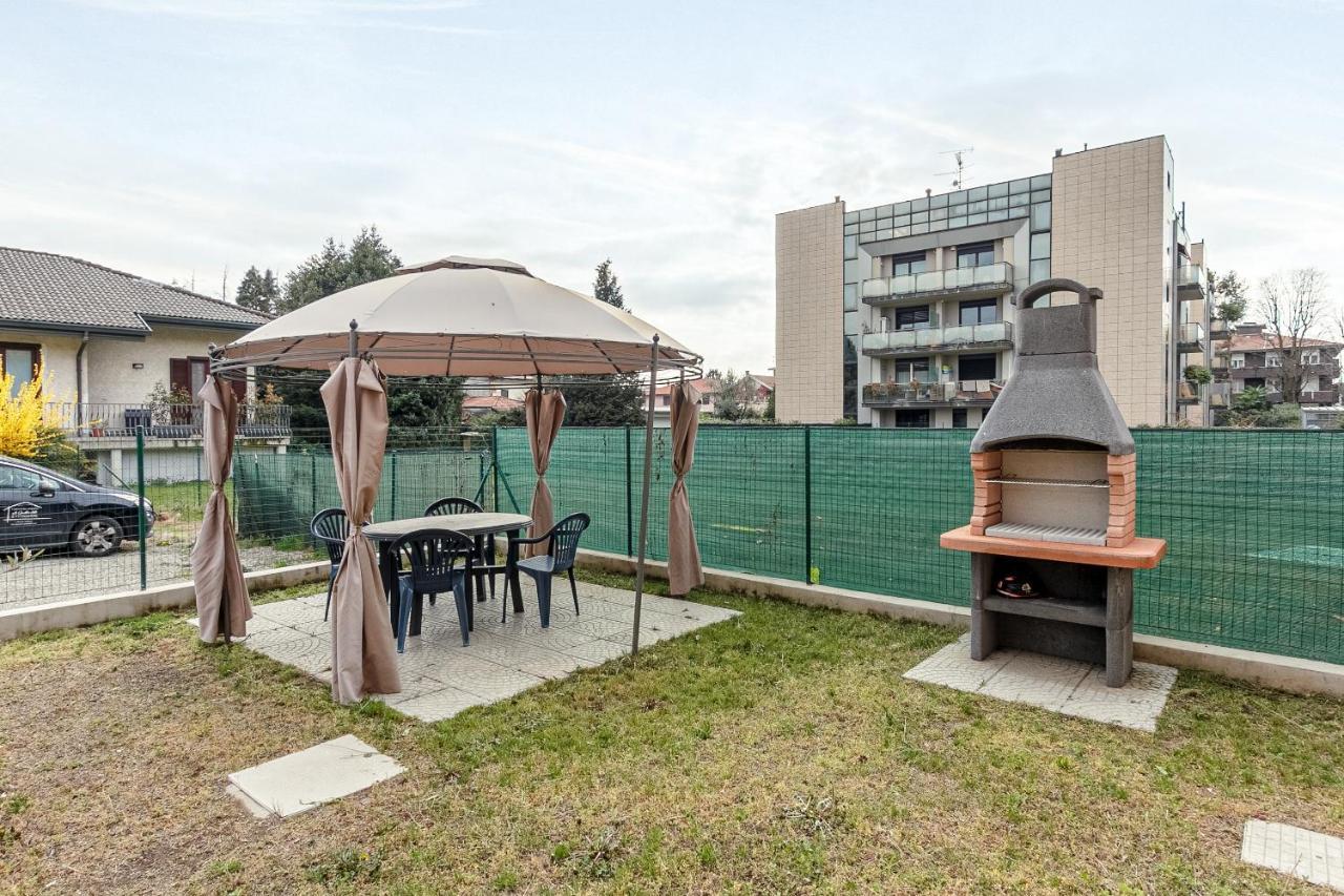 Al 33 Di Via Roma - Apartments Cardano al Campo Kültér fotó